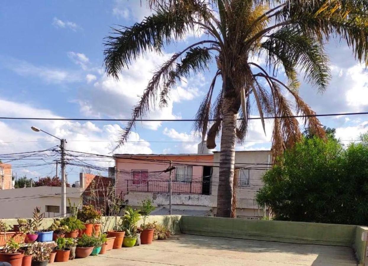 Mi Casa, Su Casa Apartment