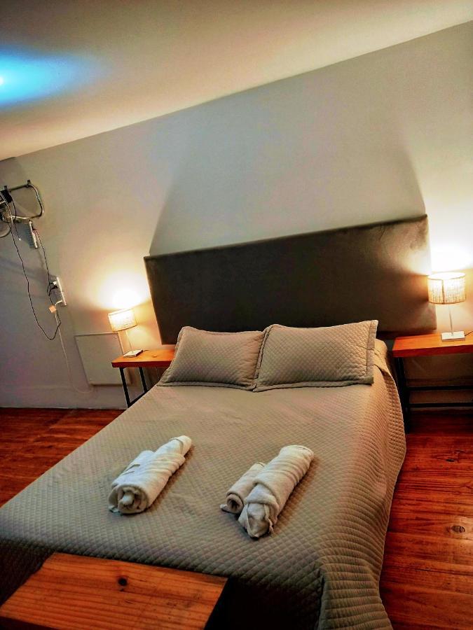 Mi Casa, Su Casa
